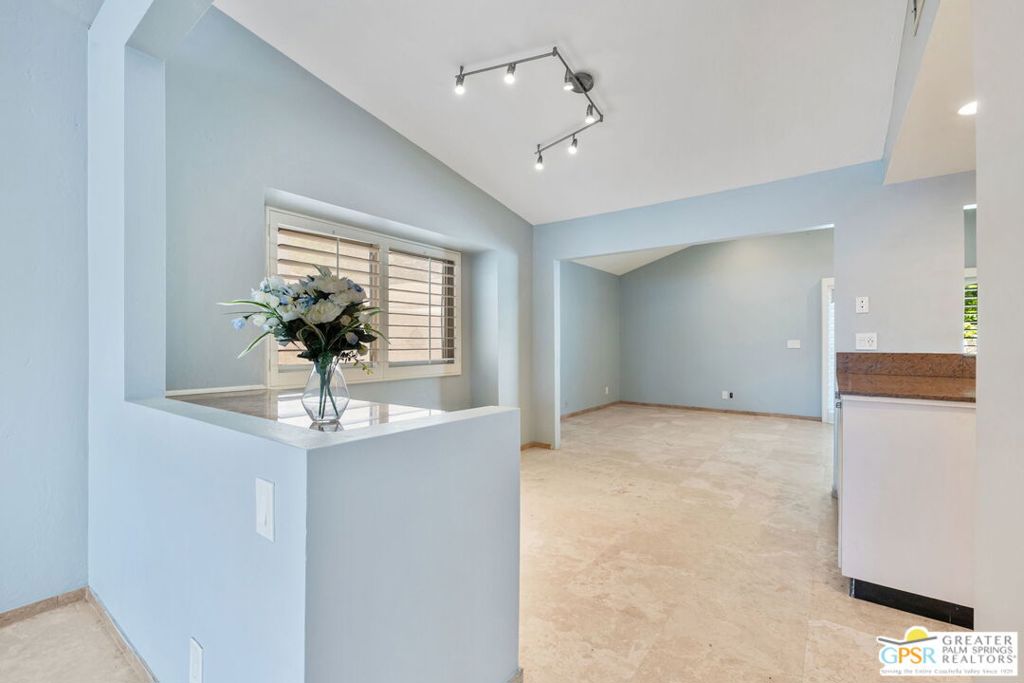 28465 Avenida Condesa Property Photo 7
