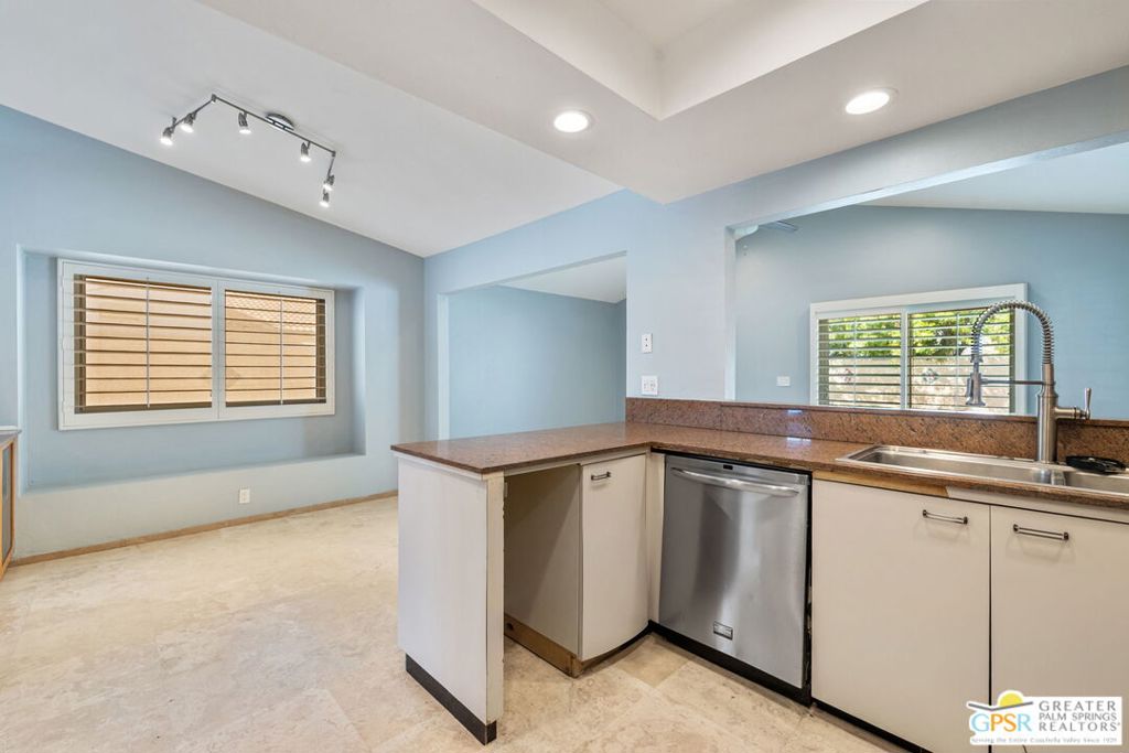 28465 Avenida Condesa Property Photo 11