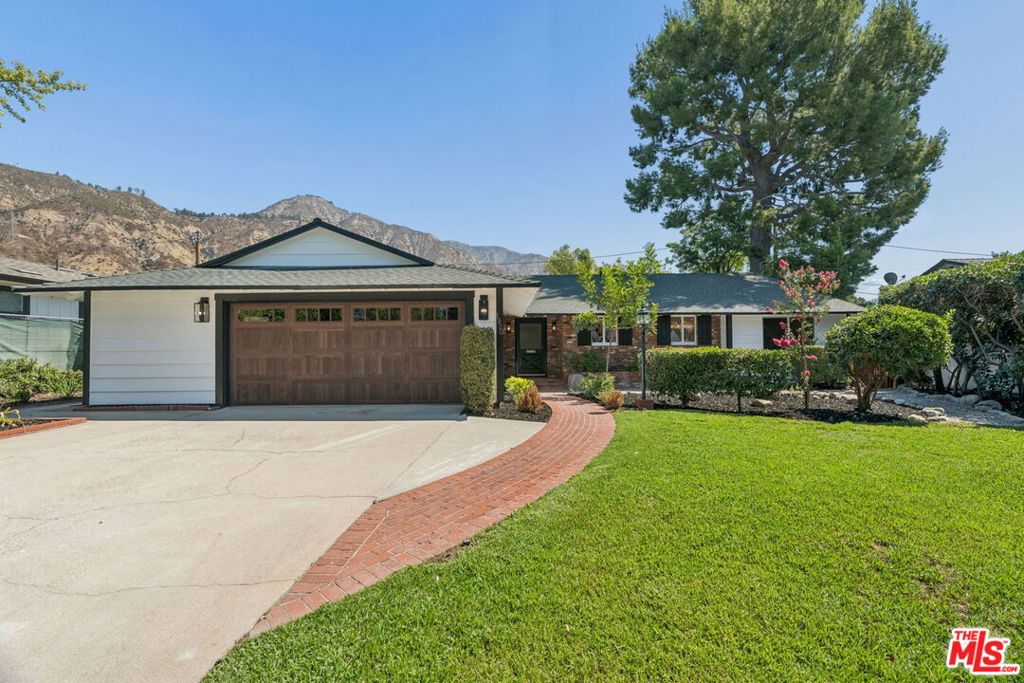 1920 N Altadena Drive Property Photo 1