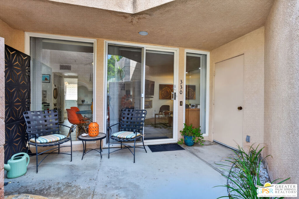 1555 N Chaparral Road 330 Property Photo 2