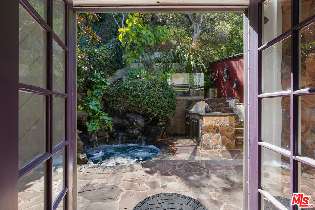 1665 N Beverly Glen Boulevard Property Photo 1
