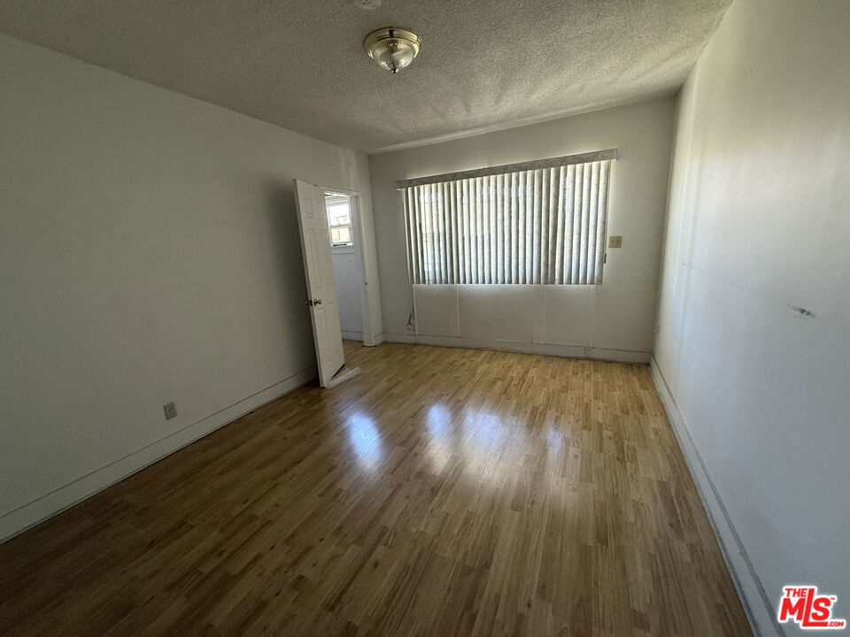 4254 Verdugo Road Property Photo 17
