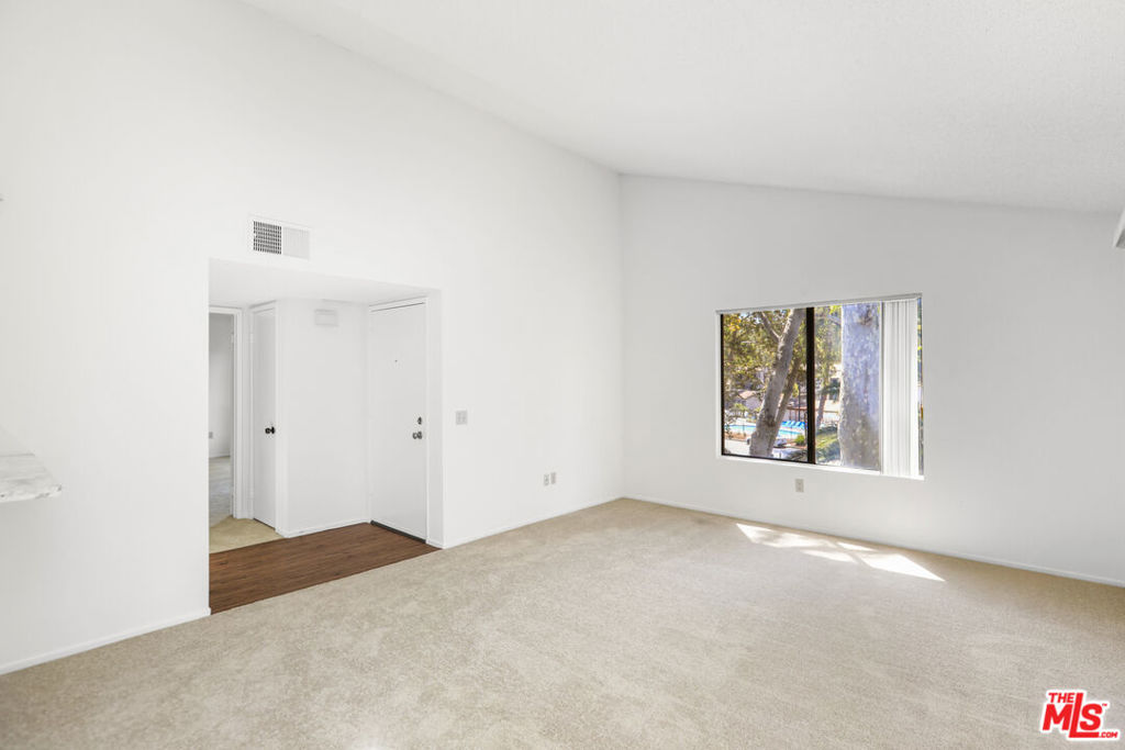 600 Central Avenue 294 Property Photo 5