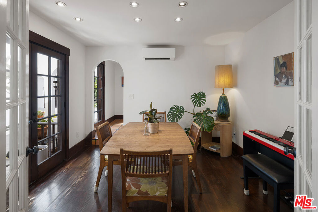 1633 Lemoyne Street Property Photo 23