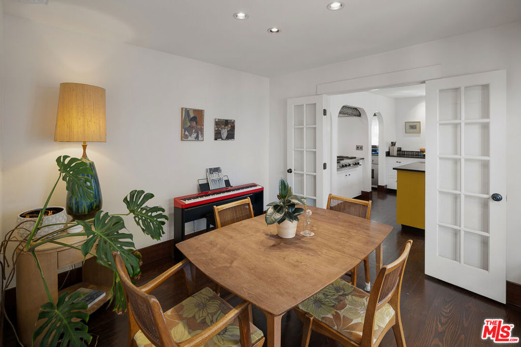 1633 Lemoyne Street Property Photo 24