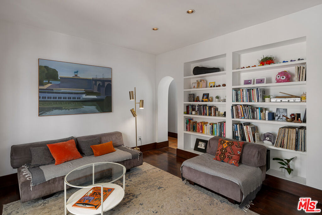 1633 Lemoyne Street Property Photo 40