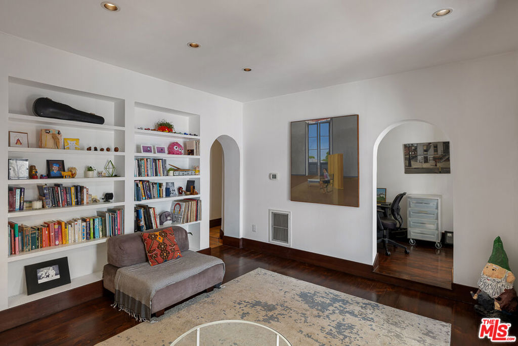 1633 Lemoyne Street Property Photo 41
