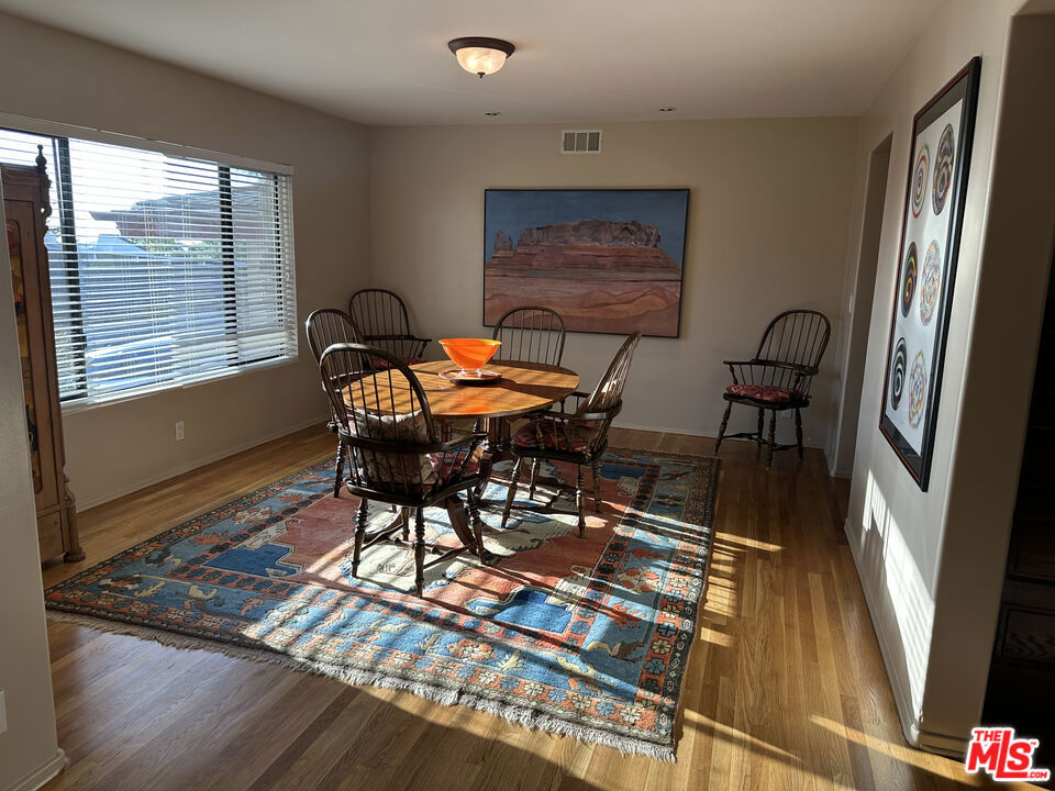2027 Westridge Road Property Photo 13