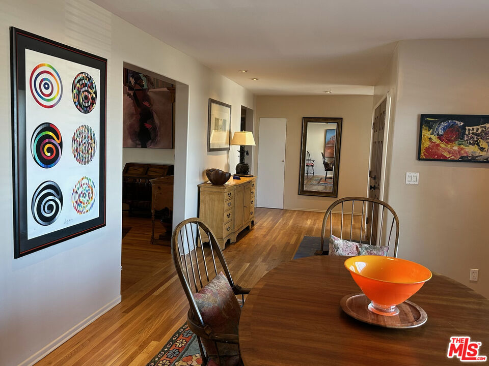 2027 Westridge Road Property Photo 14