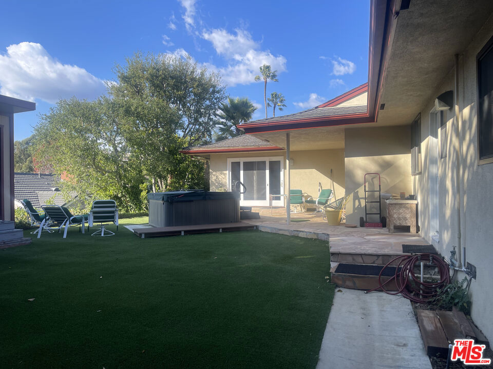2027 Westridge Road Property Photo 34