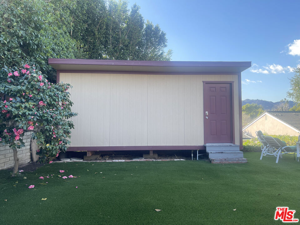 2027 Westridge Road Property Photo 35