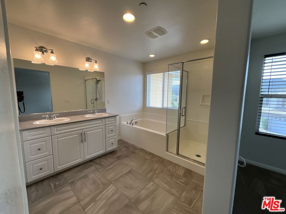 13211 Midnight Star Way Property Photo 7