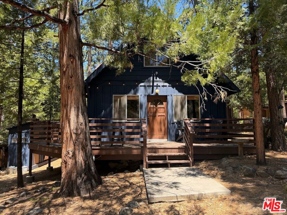 25470 Scenic Drive Property Photo 1