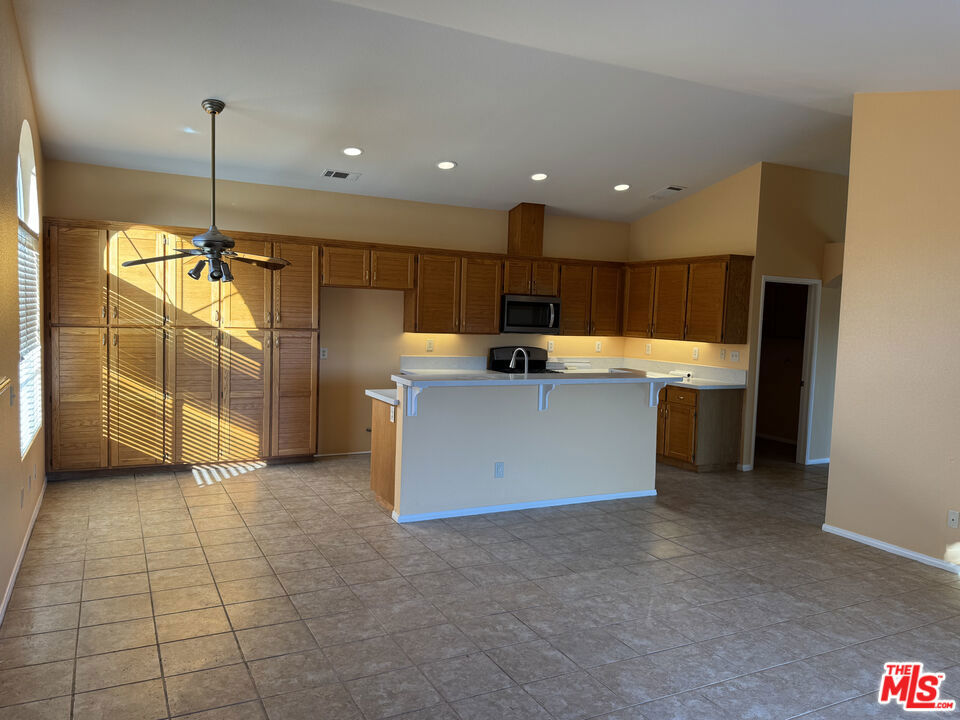 26224 Huxley Drive Property Photo 4