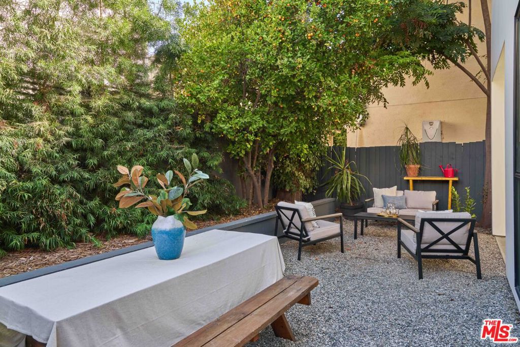 304 N Mountain View Avenue Property Photo 27
