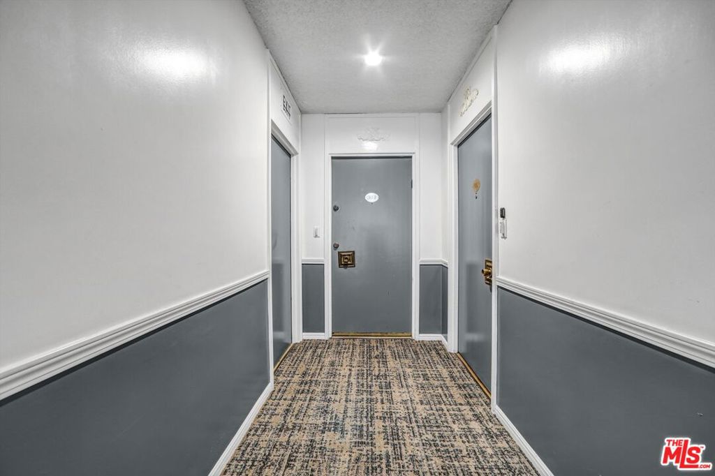 7560 Hollywood Boulevard 303 Property Photo 6