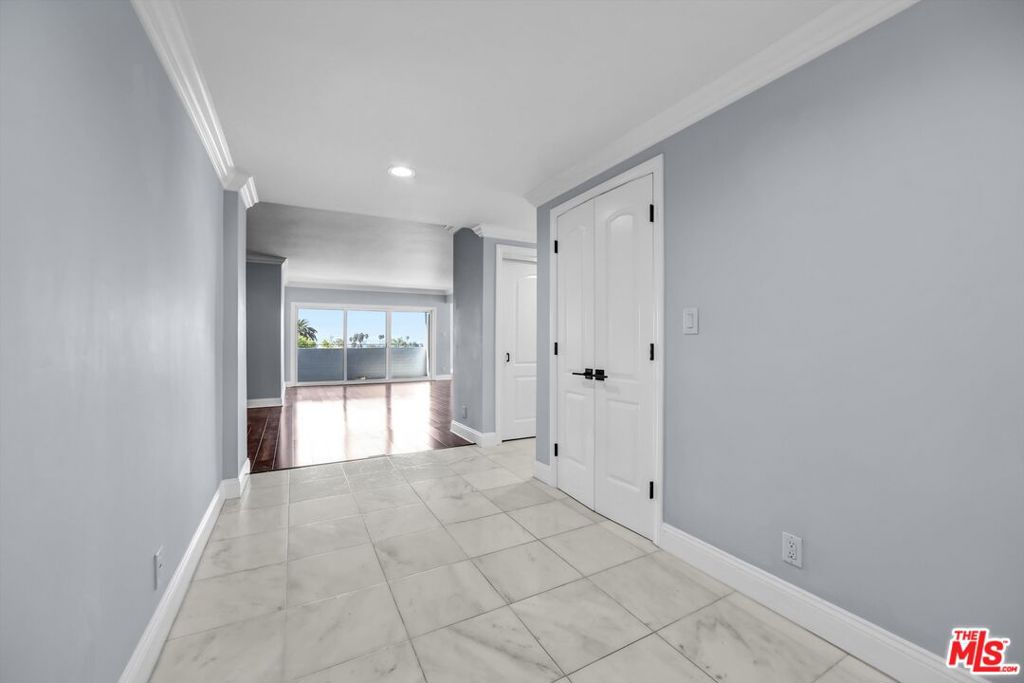 7560 Hollywood Boulevard 303 Property Photo 7
