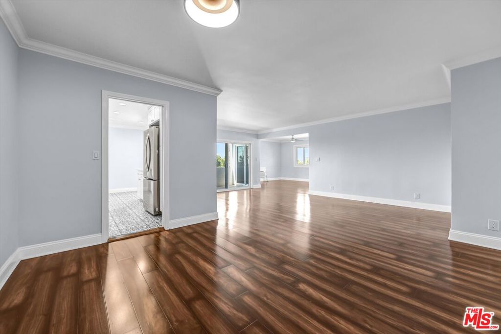 7560 Hollywood Boulevard 303 Property Photo 10