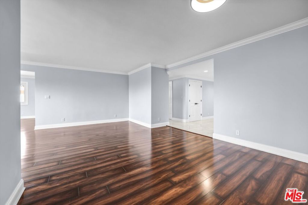 7560 Hollywood Boulevard 303 Property Photo 11