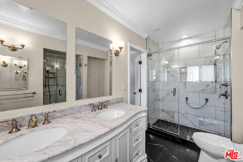 7560 Hollywood Boulevard 303 Property Photo 26