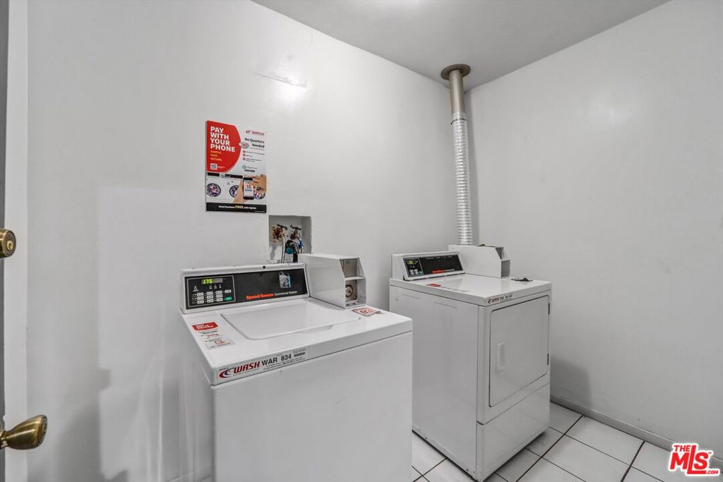 7560 Hollywood Boulevard 303 Property Photo 28