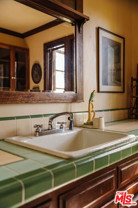 21007 Waveview Drive Property Photo 29