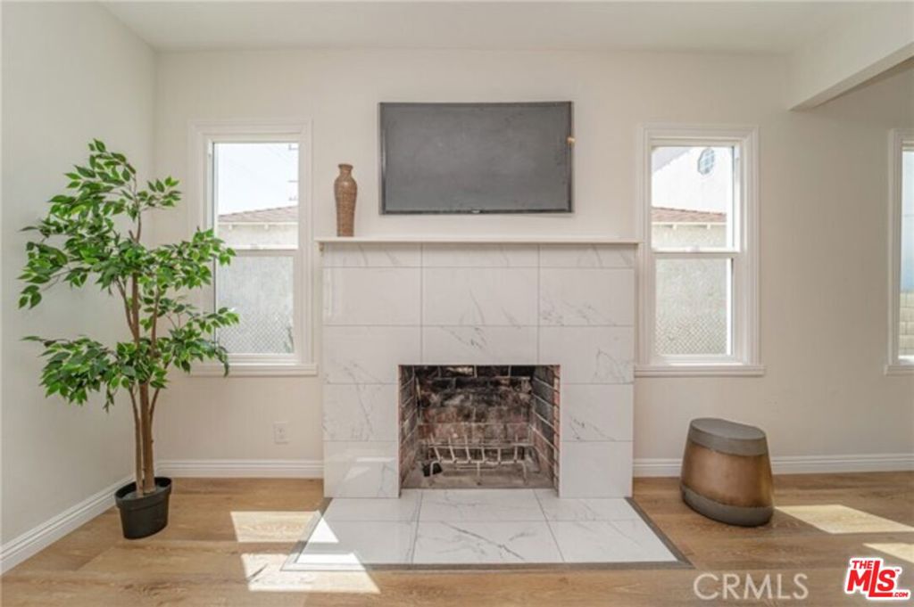 7317 Tujunga Avenue Property Photo 4