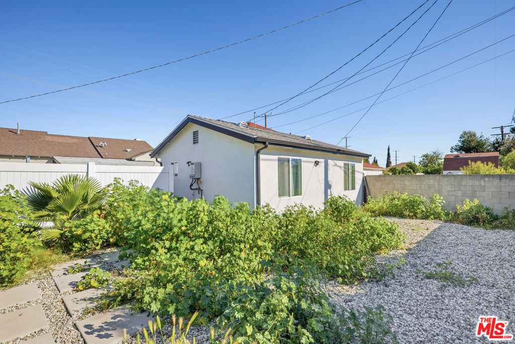 7317 Tujunga Avenue Property Photo 19