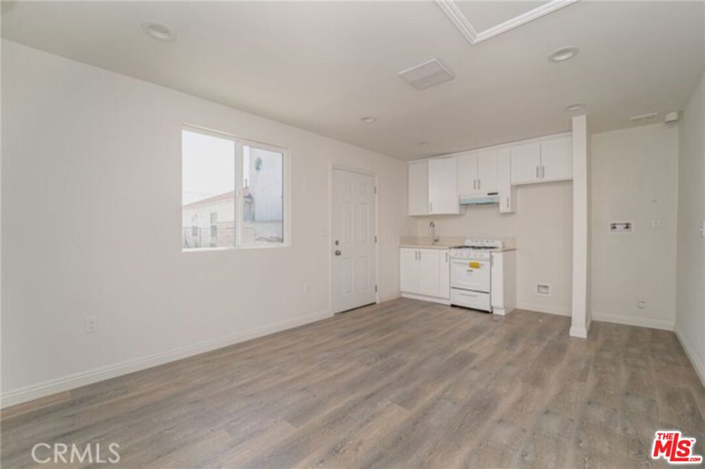 7317 Tujunga Avenue Property Photo 20
