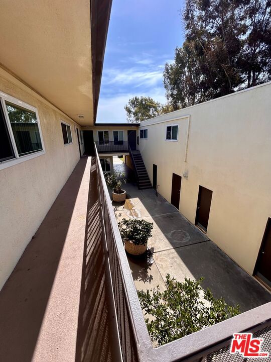 26377 Hillcrest Avenue Property Photo 7