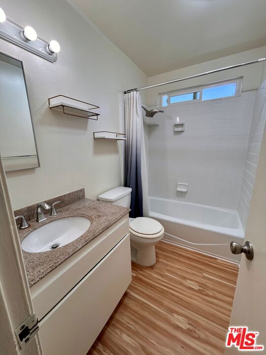 26377 Hillcrest Avenue Property Photo 18