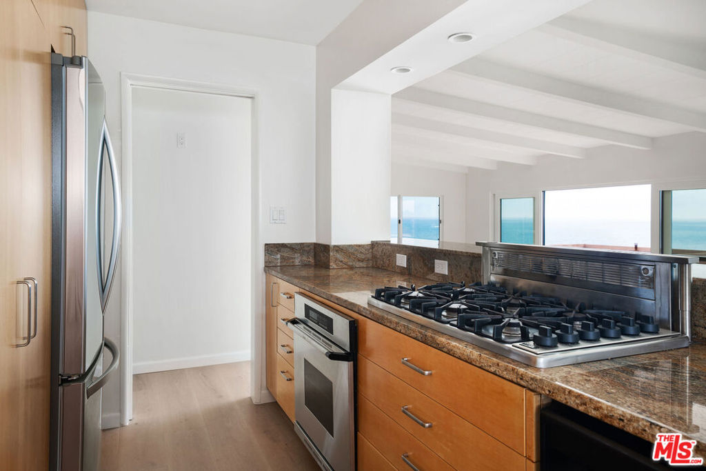 7000 Vista Del Mar Lane Property Photo 14