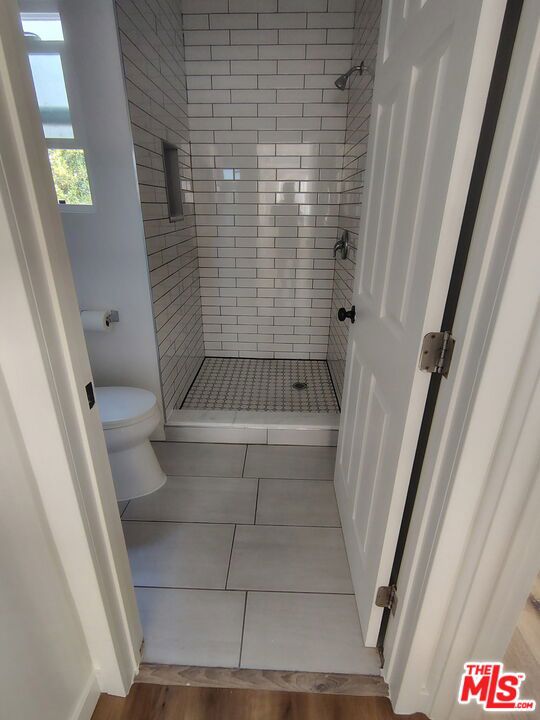2819 3rd Avenue Property Photo 8