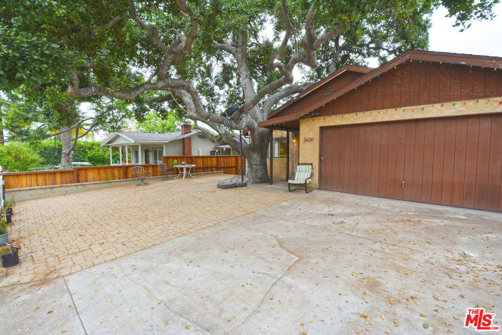 3630 2nd Avenue Property Photo 6