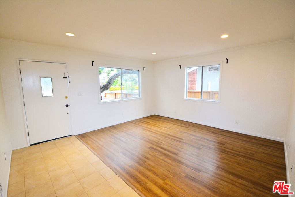 3630 2nd Avenue Property Photo 9
