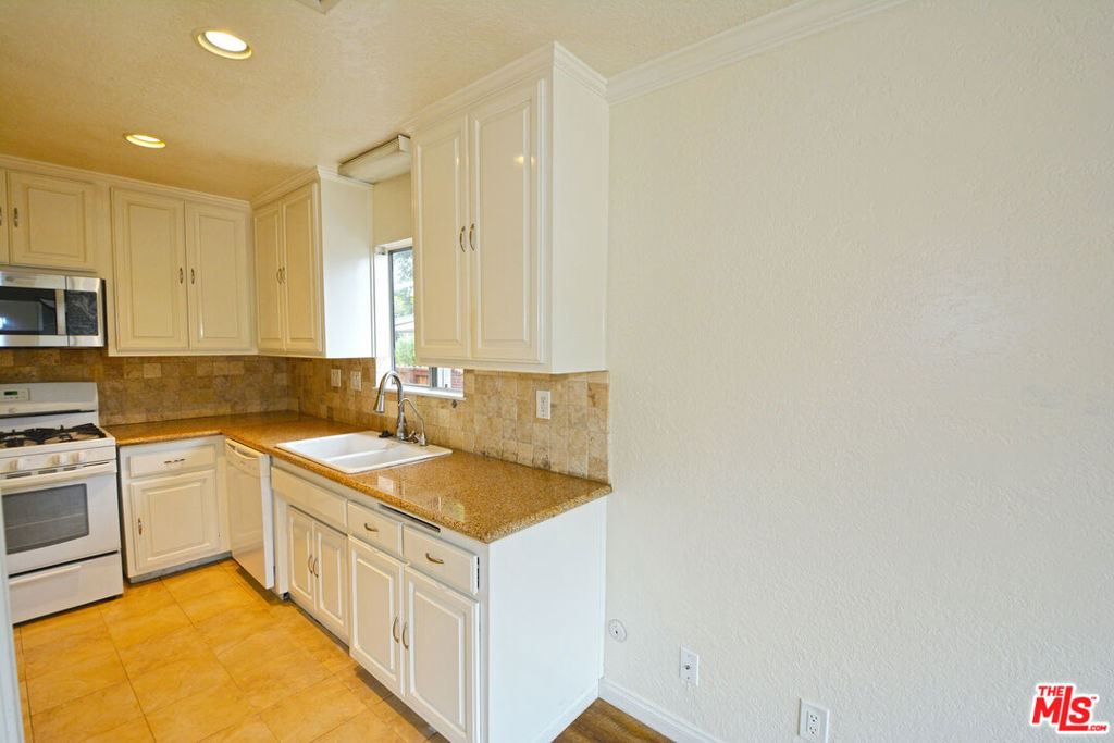 3630 2nd Avenue Property Photo 15