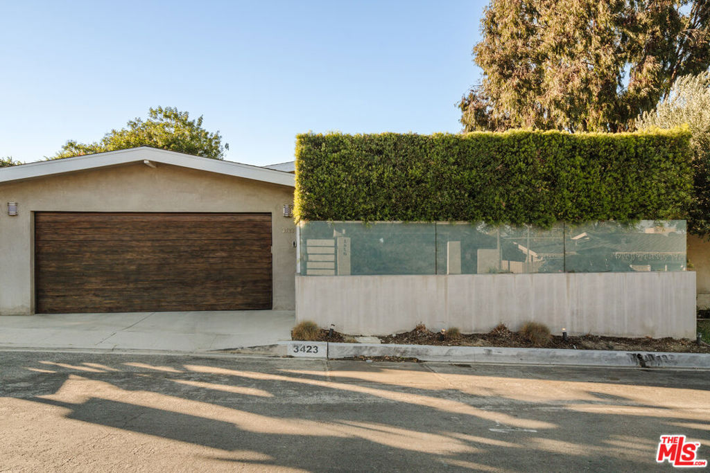 3423 Scadlock Lane Property Photo 23