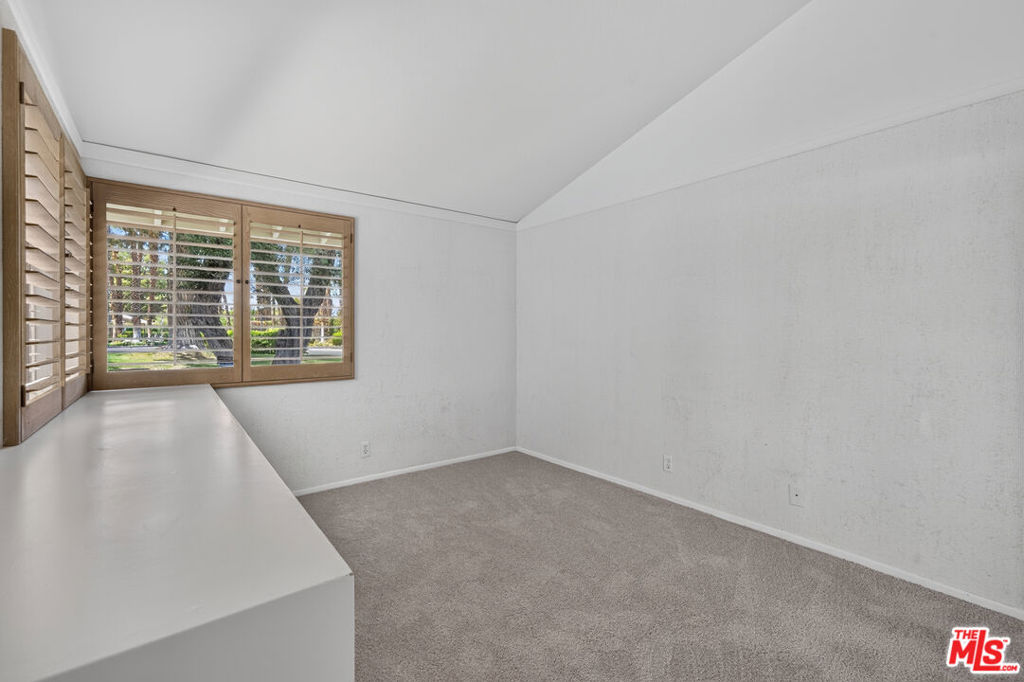 91 Tennis Club Drive Property Photo 30