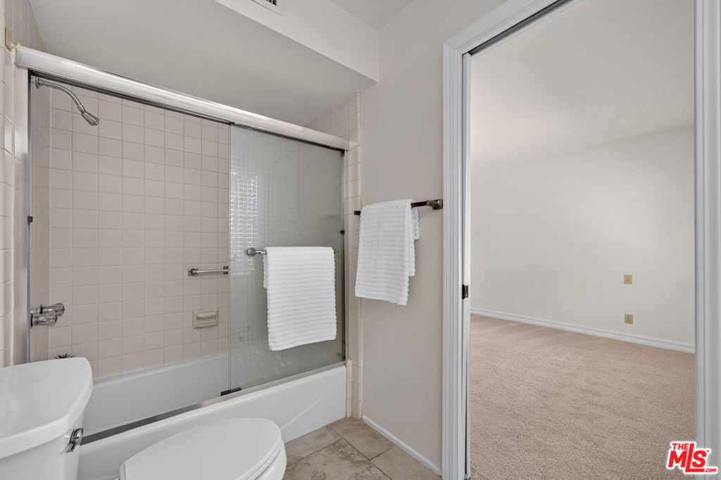 91 Tennis Club Drive Property Photo 33