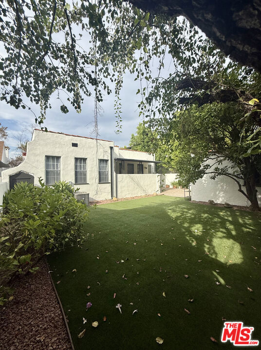 6450 Drexel Avenue Property Photo 7