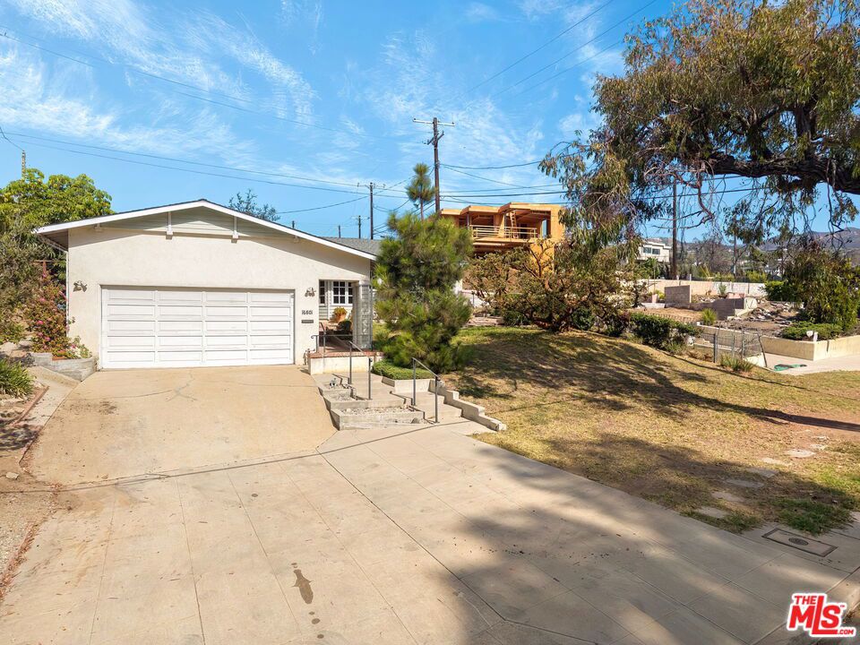 16801 W Sunset Boulevard Property Photo 1