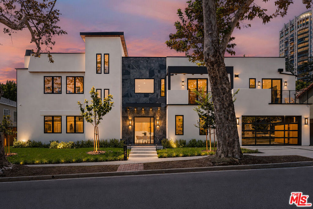 1325 Thayer Avenue Property Photo