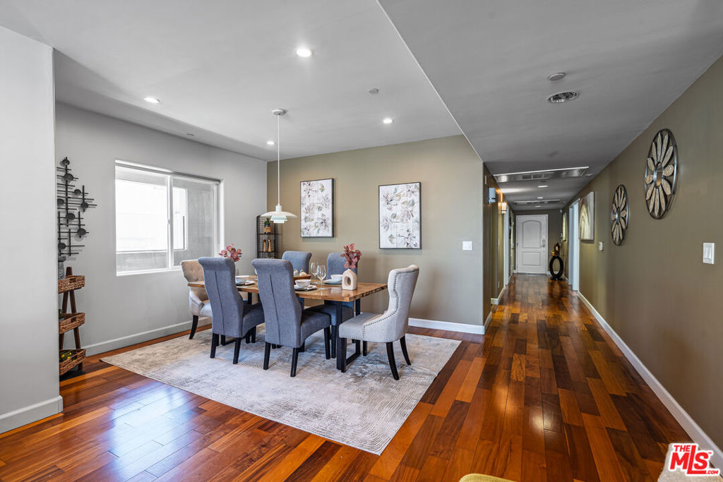 1540 Amherst Avenue Ph2 Property Photo 6