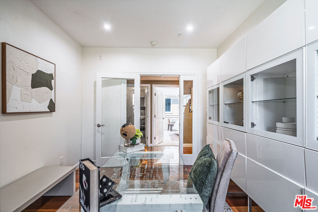 1540 Amherst Avenue Ph2 Property Photo 14