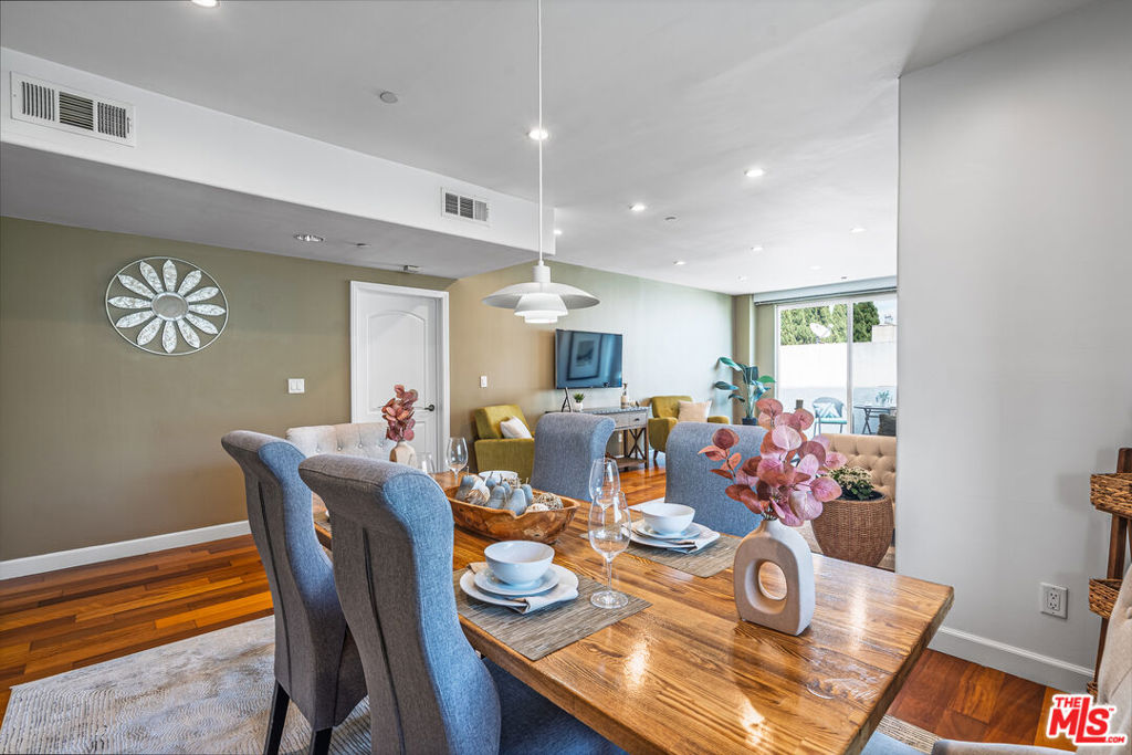 1540 Amherst Avenue Ph2 Property Photo 18