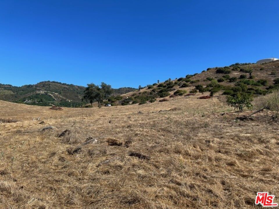 20940 Carancho Road Property Photo 10