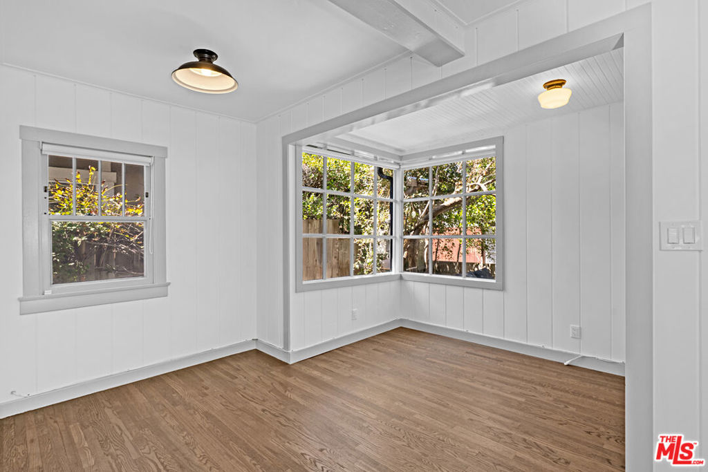 30 Fleet Street Property Photo 8
