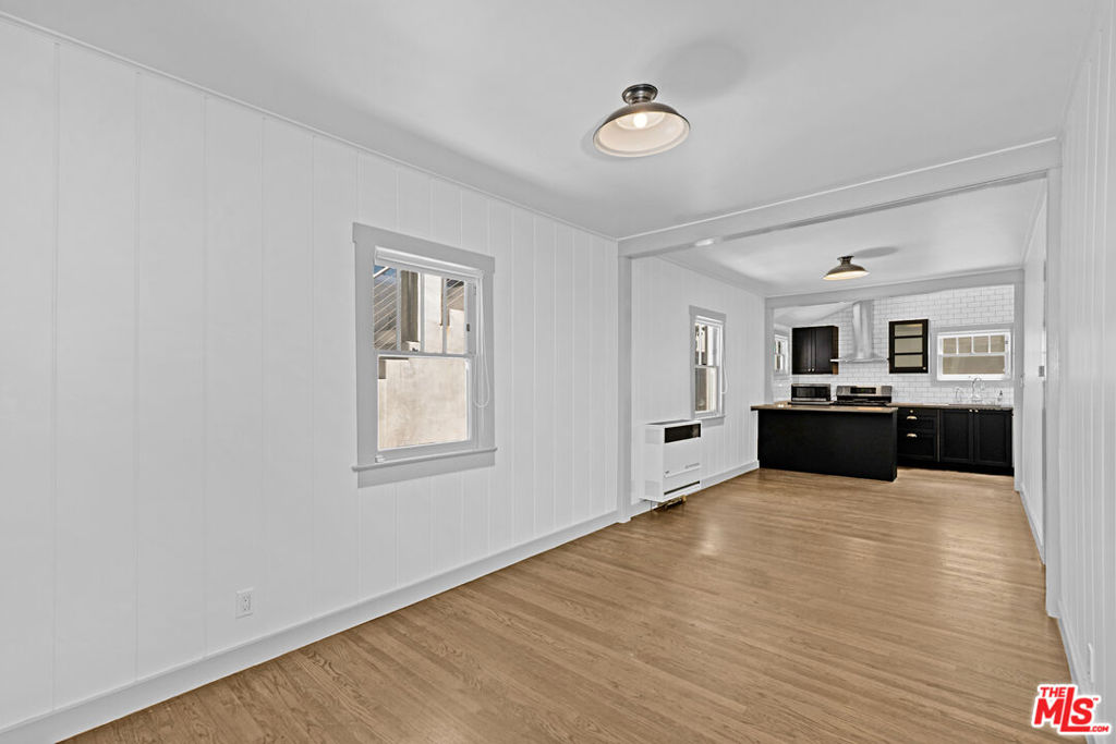 30 Fleet Street Property Photo 9
