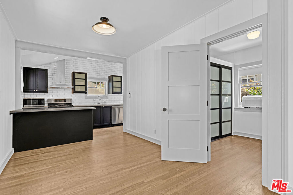 30 Fleet Street Property Photo 18