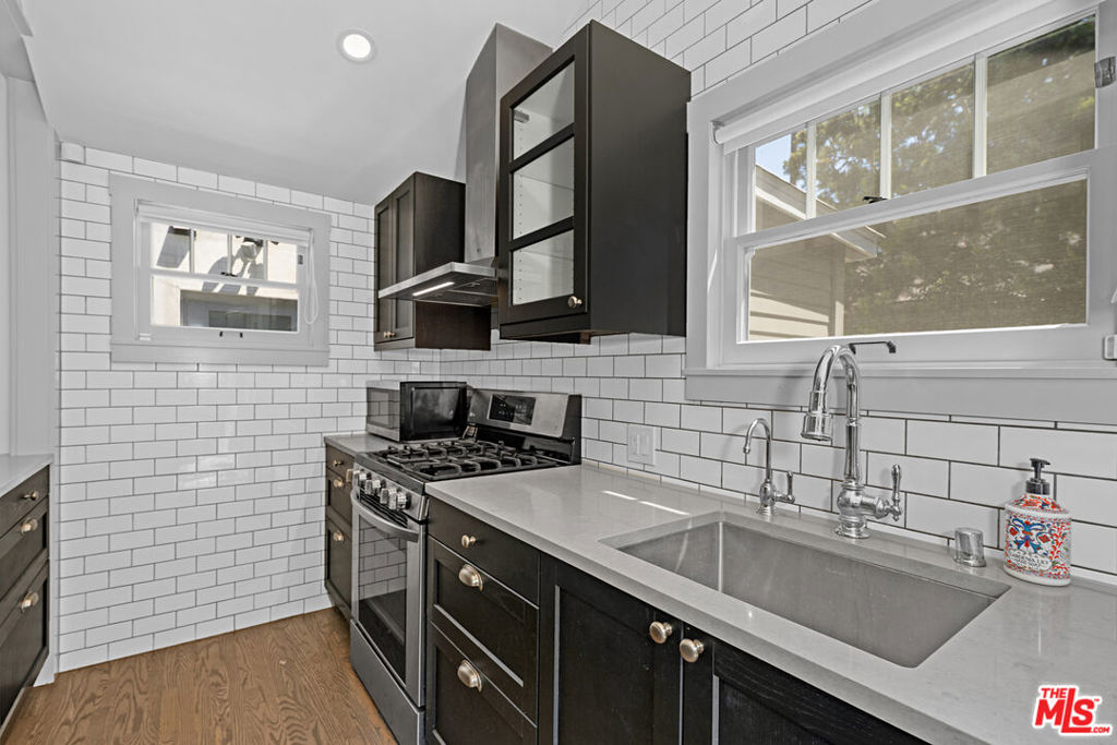 30 Fleet Street Property Photo 20